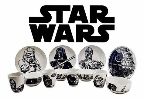 VAJILLA DE 12 PIEZAS STAR WARS